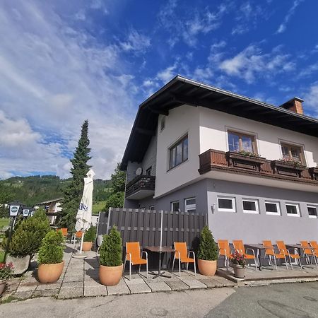 One1-Apartments Kotschach-Mauthen Bagian luar foto